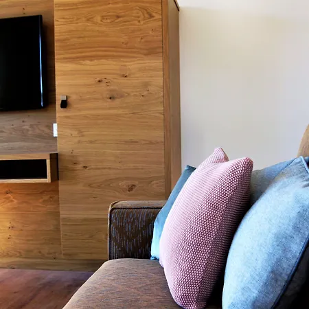 Gotthard - Fine Living Apartahotel