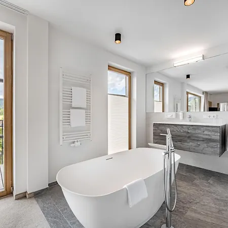 Gotthard - Fine Living 4* Seefeld in Tirol