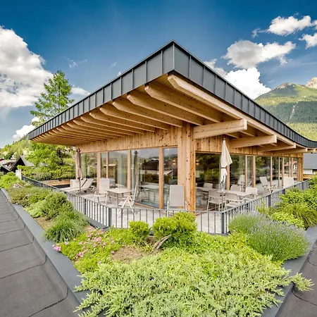 Gotthard - Fine Living Aparthotel 4*