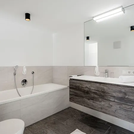 Gotthard - Fine Living Lejlighedshotel 4*